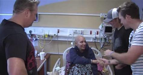 The Clean Cut Rascal Flatts Prays With Cancer Patient During Hospital