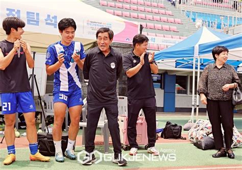 사상 첫 전국대회 준우승 Kht 일동u18 강민석 감독 꿈 같던 동화 끝이 아닌 계속 이어갈 것