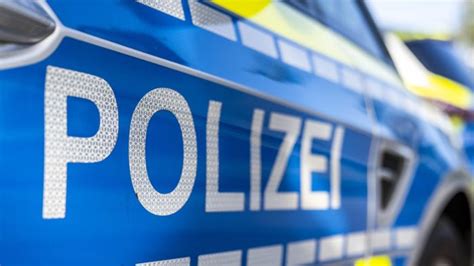 Frau Schwer Verletzt Polizei Nimmt J Hrigen Nach Gewalttat In