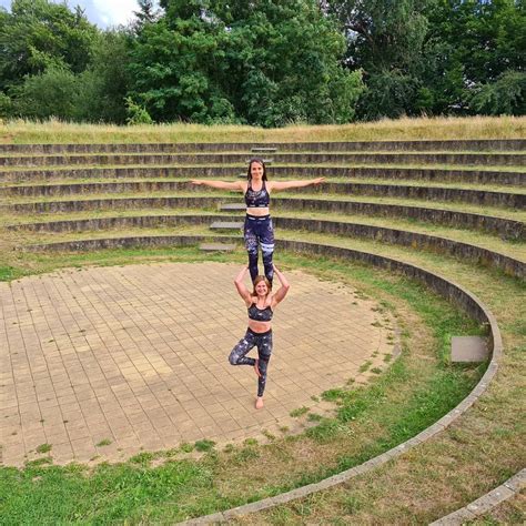 89 Vind Ik Leuks 1 Opmerkingen Hanna Anna Hanana Acroyoga Op