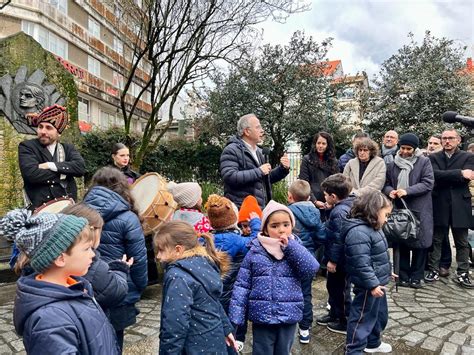 Compostela celebra o día de Rosalía no 186 aniversario do seu nacemento