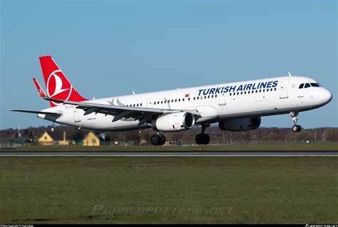 Tc Jto Turkish Airlines Airbus A Wl Photo By Paul H Ser Id