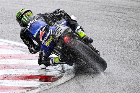 Motogp Shakedown Test Sepang Montag Nasse Strecke Am Zweiten Tag