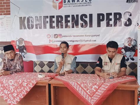 PANWASLU KECAMATAN KARANGAMPEL SIAP KAWAL DAN AWASI PENDISTRIBUSIAN