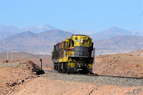 Gr U Der Ferronor Zwischen Los Colorados Und Chacritas