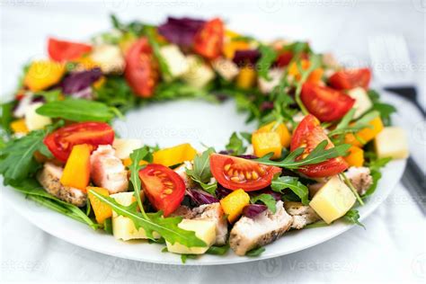 A tasty and healthy salad made from chicken, green vegetables and ...