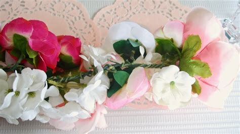 Floral Garland DIY - Pender & Peony - A Southern Blog