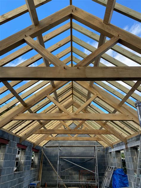 Green Oak Roof Using C24 Timbers Uk Timber Projects Gallery