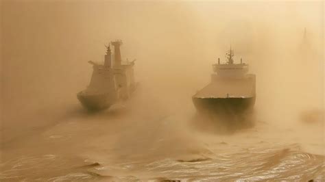 Massive Sand Storm In Suez Canal Egypt Sandstorm Creates Apocalyptic