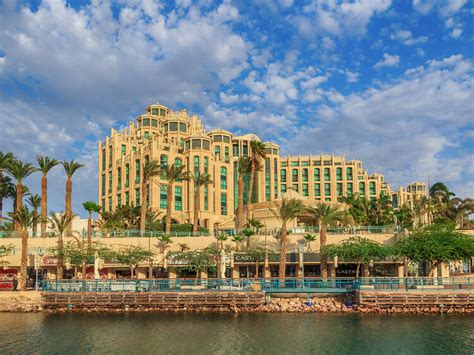 Eilat hotels – five star resorts for your Red Sea stay