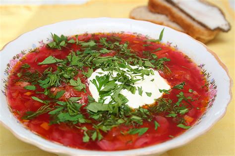 Как варить борщ со свеклой: 5 вкуснейших рецептов