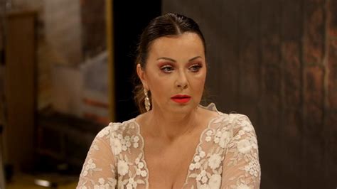 Dragana Kati Pala Nasred Scene U Visokim Potpeticama Izvrnula Zglob