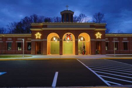 Holy Spirit Church Church in Annandale, Virginia