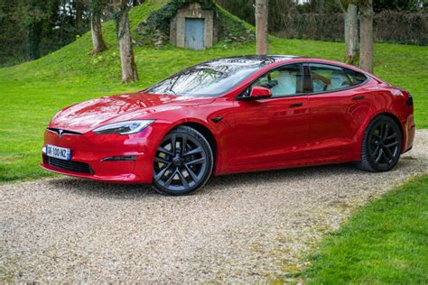 Essai Tesla Model S Plaid 2023 La Main De Dieu