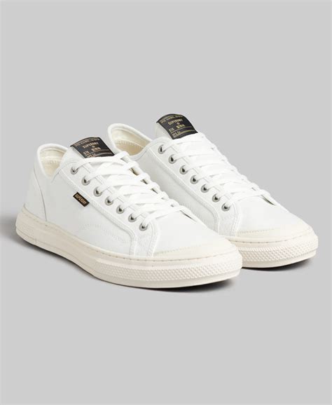 Canvas Trainer - E&M Stores
