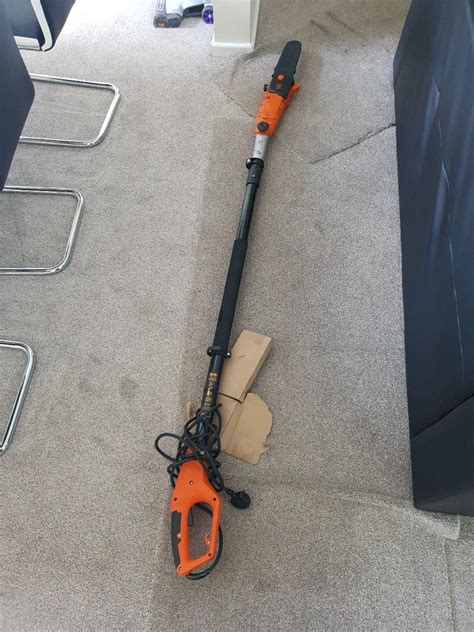 Black And Decker Pole Saw In Ws2 Darlaston For £60 00 For Sale Shpock