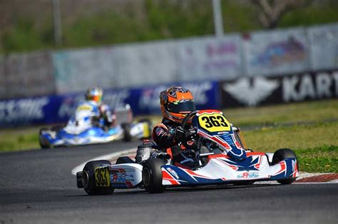 Ivan Domingues No Campeonato Europeu E Mundial CIK FIA Da Categoria OK