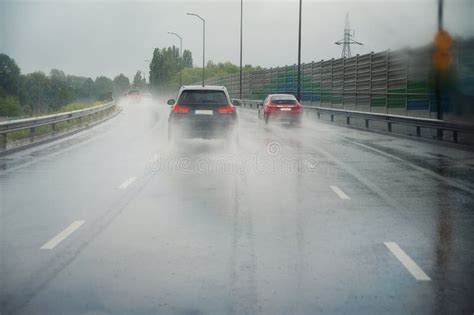 211 Cars Heavy Rain Night Road Stock Photos Free Royalty Free Stock