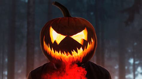 1366x768 Halloween Glowing Mask Boy 4k Laptop Hd Hd 4k Wallpapers