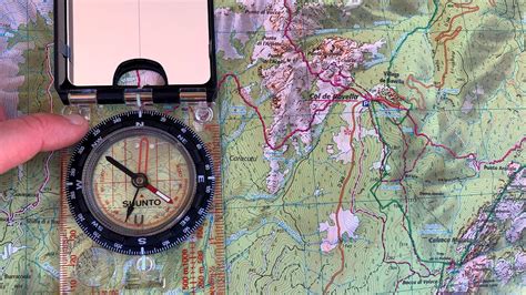 How To Use A Compass The Basics Of Outdoor Navigation