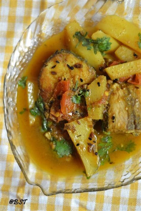 Macher Jhol Bengali Fish Potato Curry The Big Sweet Tooth