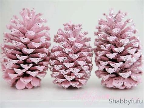 Secrets To Painting Pinecones For Christmas The Right Way