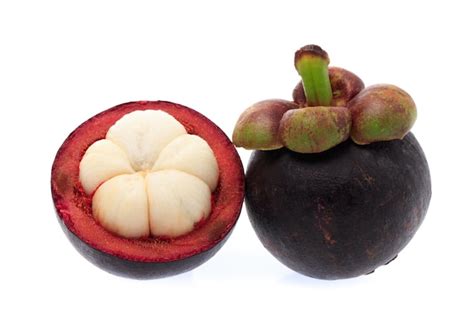 Premium Photo Half Of Mangosteen Fruit Isolated On White Background