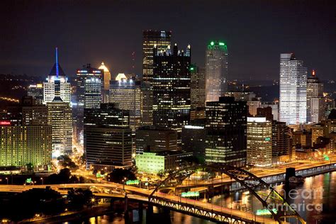 Pittsburgh Skyline at night Photograph by Bill Cobb - Fine Art America