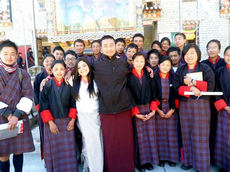 Sabrina in Bhutan: Two Very Different 9th Grade Classes