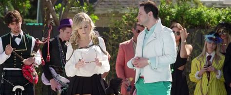 Kroll Show Season 3 Trailer | POPSUGAR Entertainment