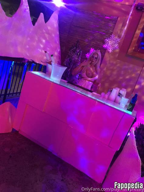 Playmatepressly Nude Onlyfans Leaks Patreon Leaks Photo
