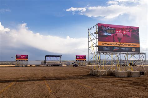 Where to Watch Drive-In Movies in Calgary - Avenue Calgary