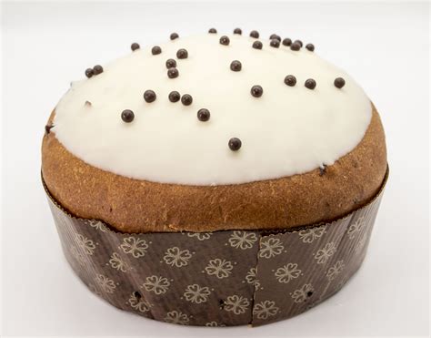 Panettone Amarene E Glassa Al Cioccolato Bianco