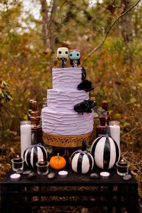 78 Original Halloween Wedding Cakes Weddingomania