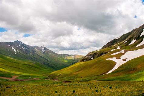 Caucasus Mountains editorial photography. Image of mountain - 56226207