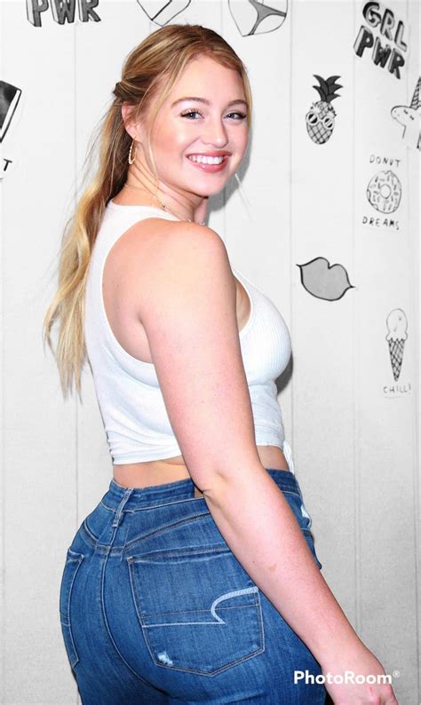 Iskra Lawrence Pt.39 : r/IskraLawrence_