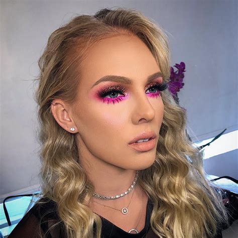 Hot Pink Nude Lips En Mi Bella Octaviaporto Maquillaje De Labios Labios De Color Rosa