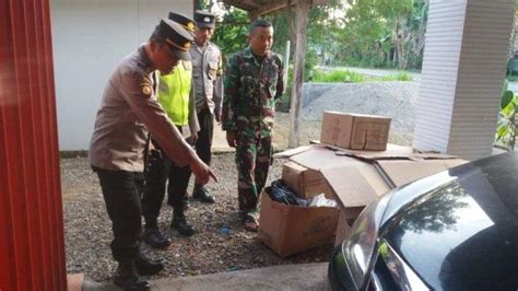 Warga Slahung Ponorogo Temukan Bayi Laki Laki Di Teras Rumah Dibungkus