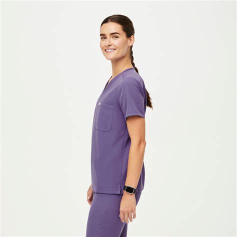 Women S Catarina One Pocket Scrub Top Amethyst FIGS