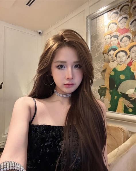 Hot girl Tuyên Quang diện bikini khoe làn da trắng phát sáng