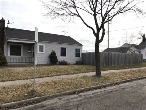 2091 W Oklahoma Ave Milwaukee Wi 53215 Mls 1618211 Redfin