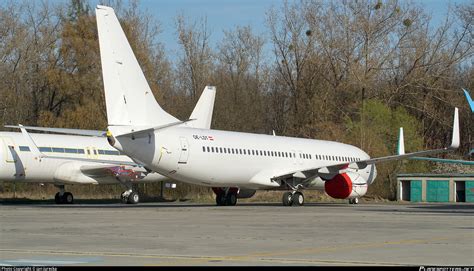 OE LDT SMBC Aviation Capital Boeing 737 8AS WL Photo By Jan Jurecka