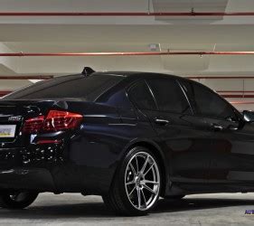 Bmw F Running On A Set Of Hre Performance Flowform Ff Wheels