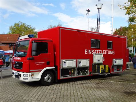 Deutschland Einsatzleitfahrzeuge Fotos Fahrzeugbilder De