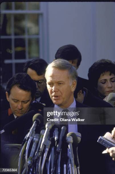 Sen Bob Packwood Photos And Premium High Res Pictures Getty Images