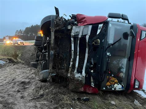 Wjecha Wprost Pod Ci Ar Wk Miertelny Wypadek Ko O Gorzowa