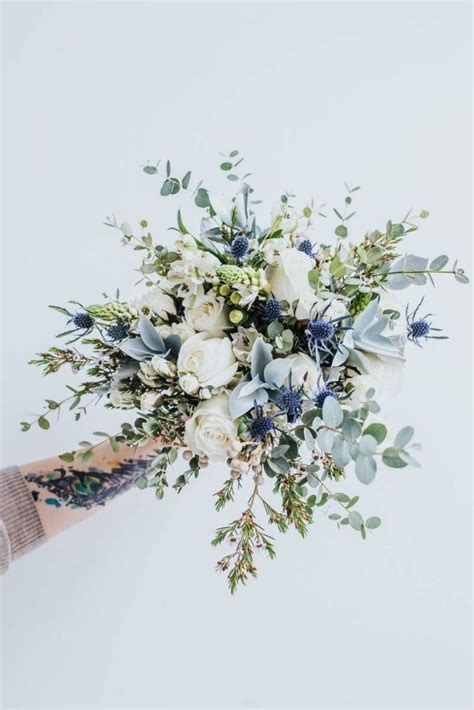 20 Beautiful Dusty Blue Bouquet For Your Wedding Day Weddingtopia