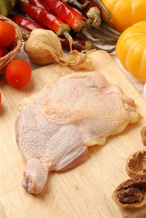 Boneless Whole Legs With Skin Per Kg Smina Poultry Products