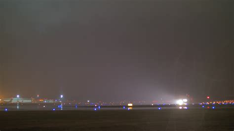 Night flight of Aeroflot airplane 28345638 Stock Video at Vecteezy