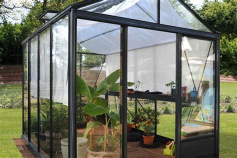 Serre Polycarbonate Luxia Avec Embase Jardin Couvert